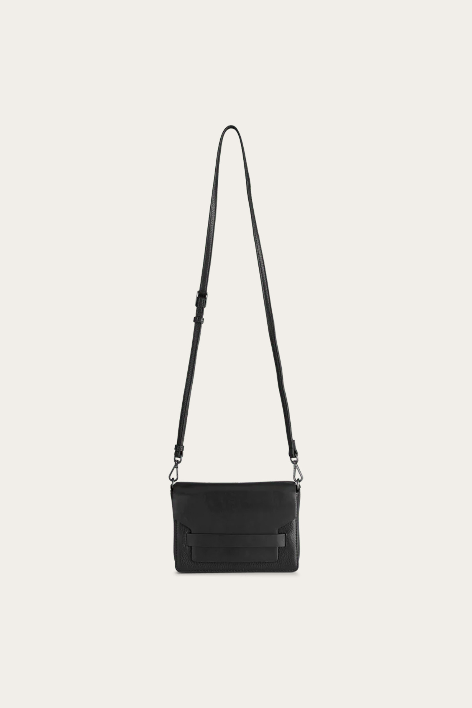 markberg-vanya-mbg-crossbody-bag-grain-black