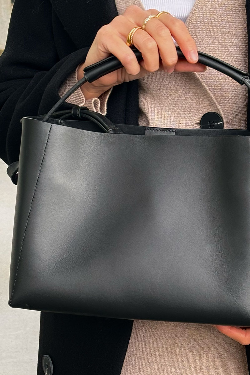 flattered-hedda-midi-handbag-black