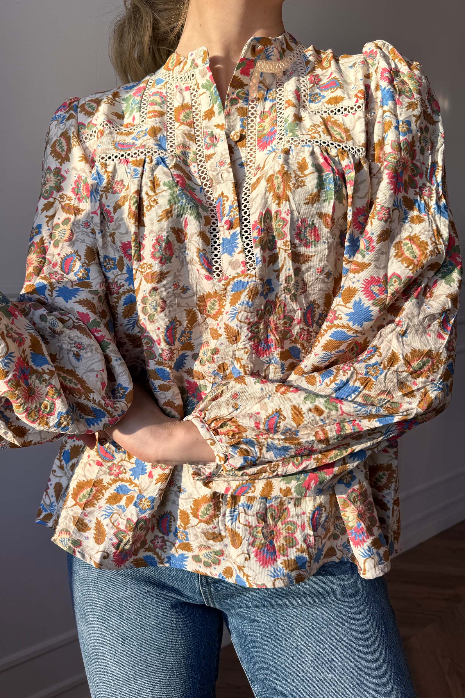 IR Avril LS French Mood Flower Print