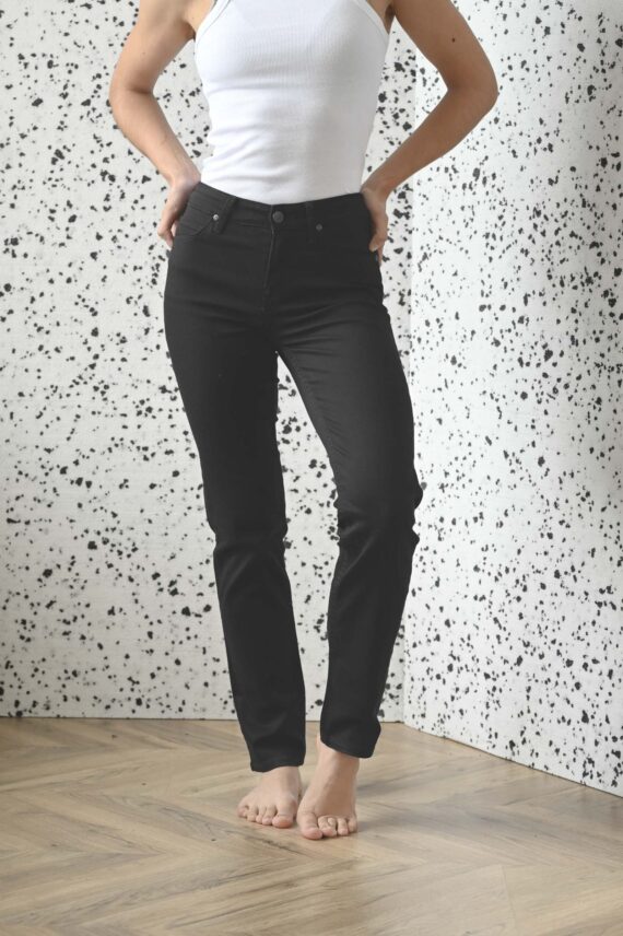Marion Straight Black Rinse