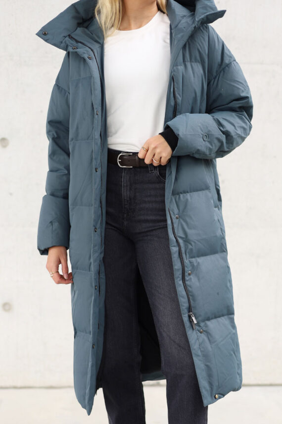 johnnylove-susan-cold-blue