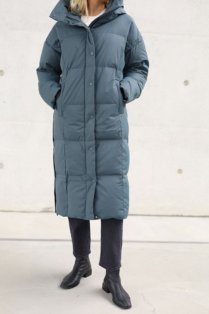 johnnylove-susan-cold-blue