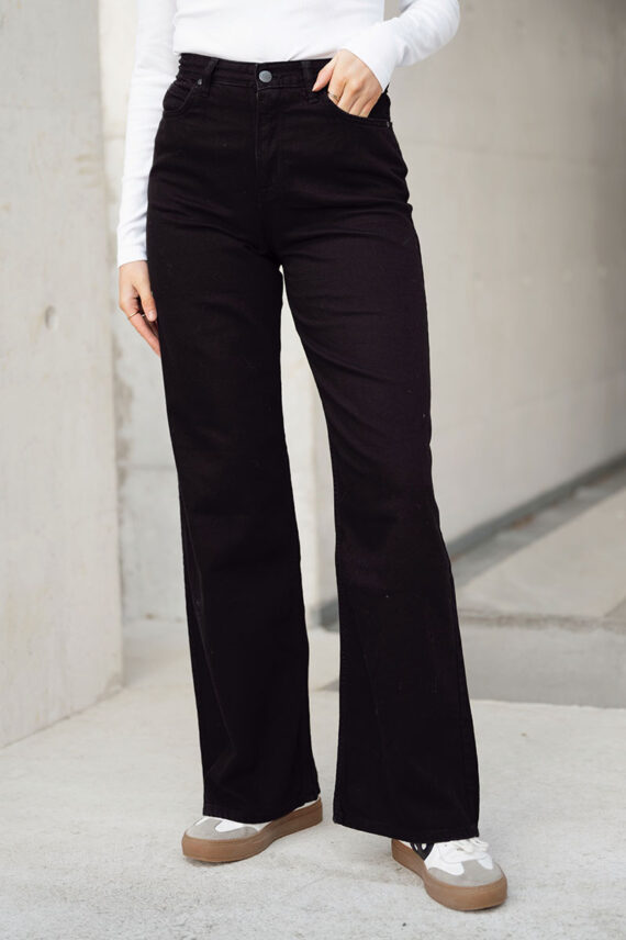 Stella A Line Clean Black