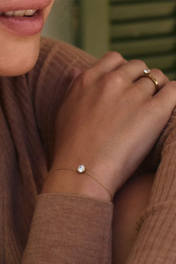 Crown Bracelet Gold