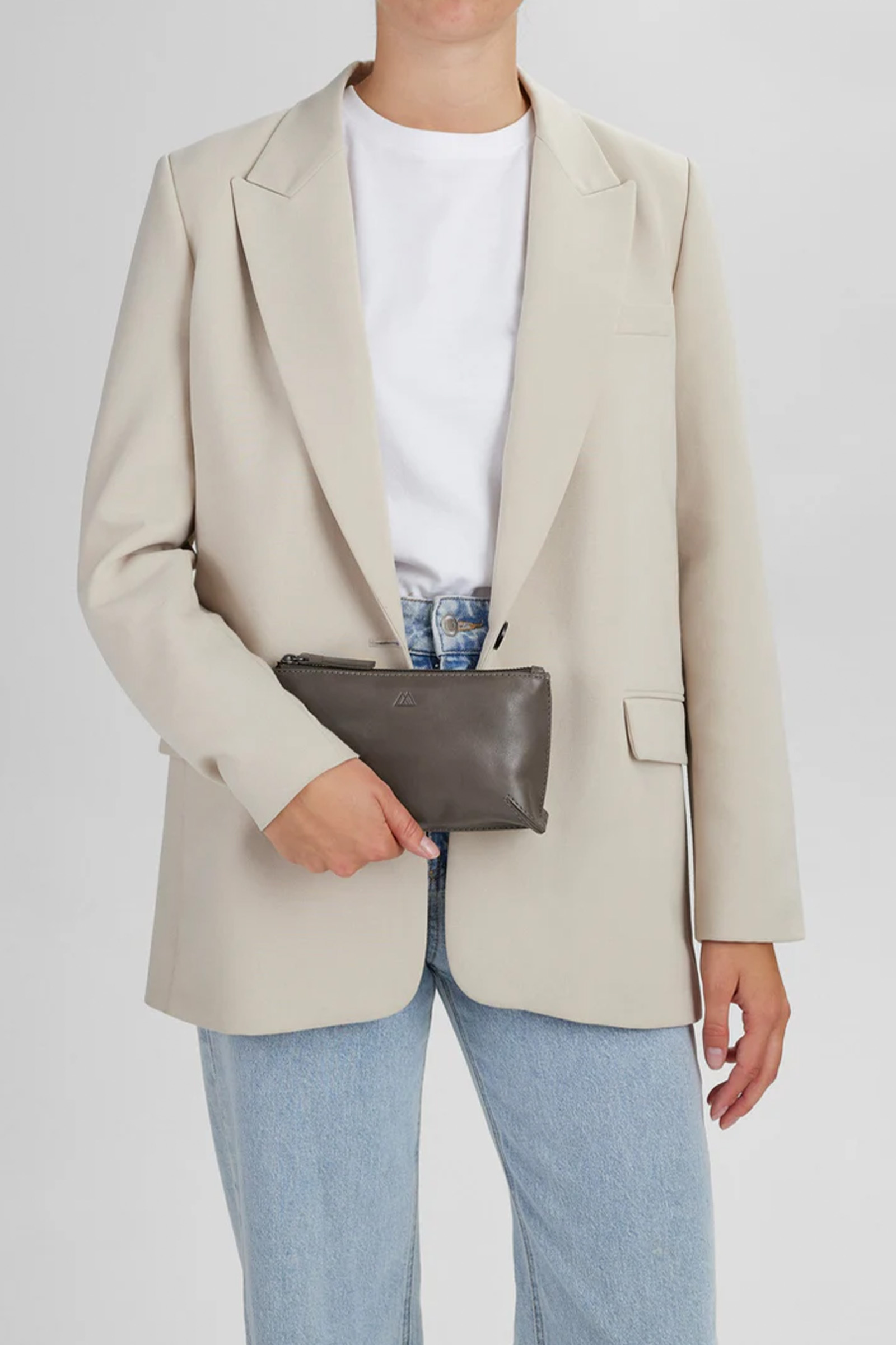 markberg-dea-mbg-clutch-antique-major-brown