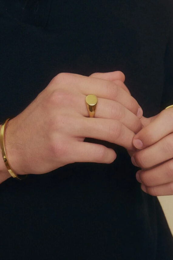 Kim Signet Ring Gold