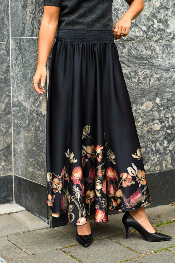 Savannah Skirt Black Blossom