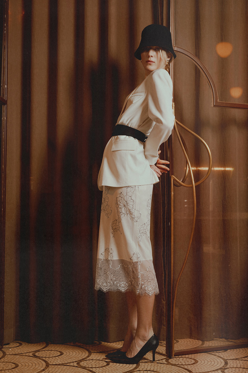 Wila Lace Skirt Tofu