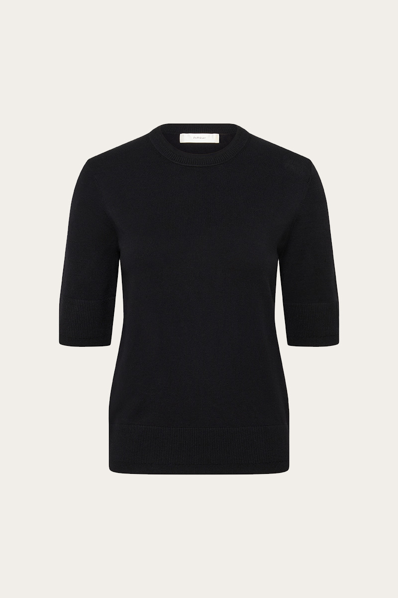 MikoIW Core Tee Black