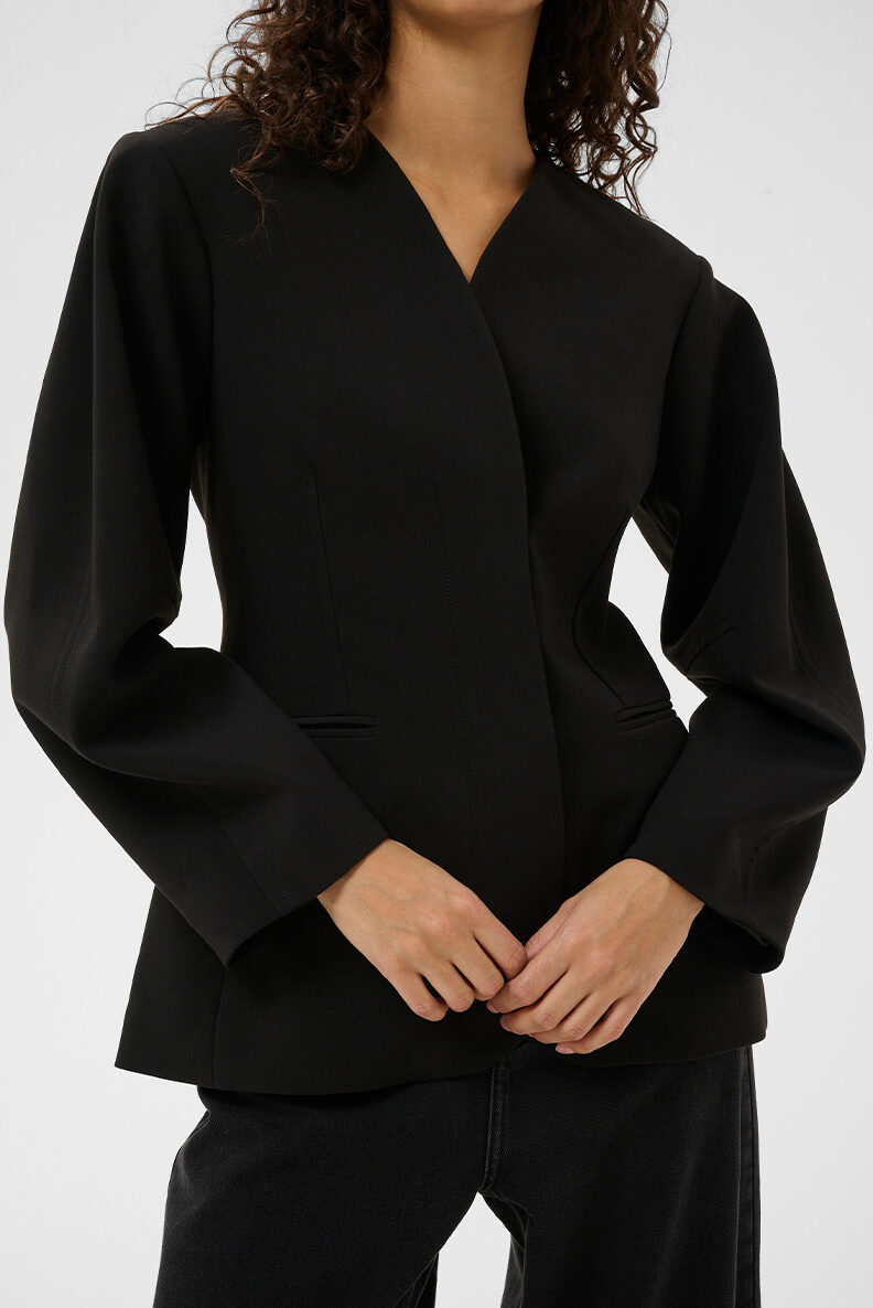 WilcoxIW Blazer Black
