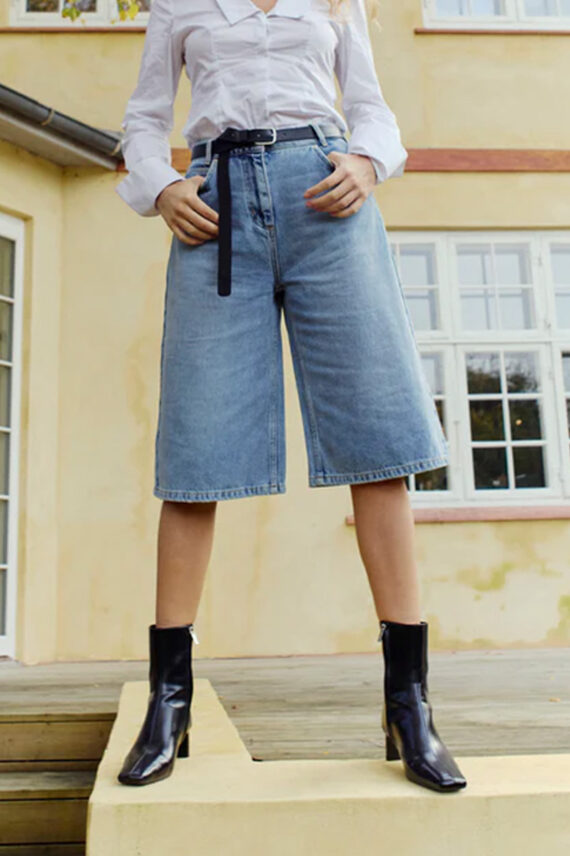 CMAnora Bermuda Shorts Light Blue