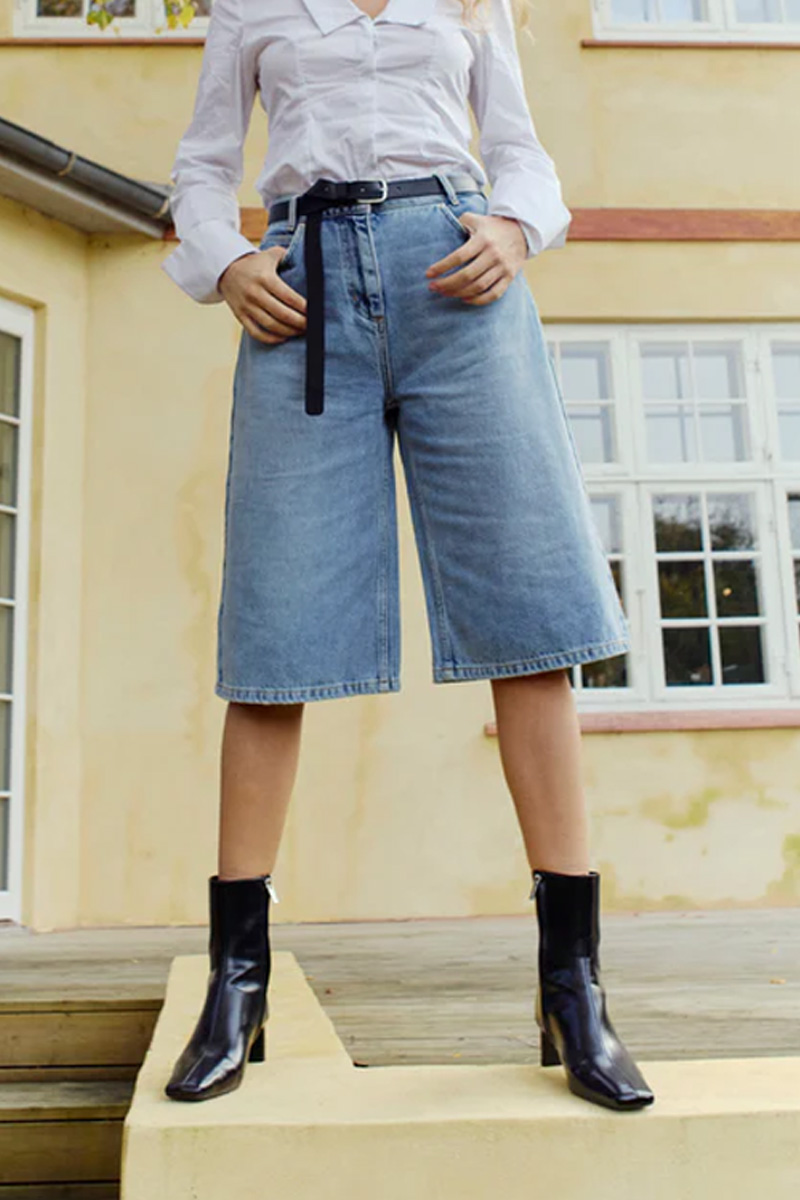 CMAnora Bermuda Shorts Light Blue