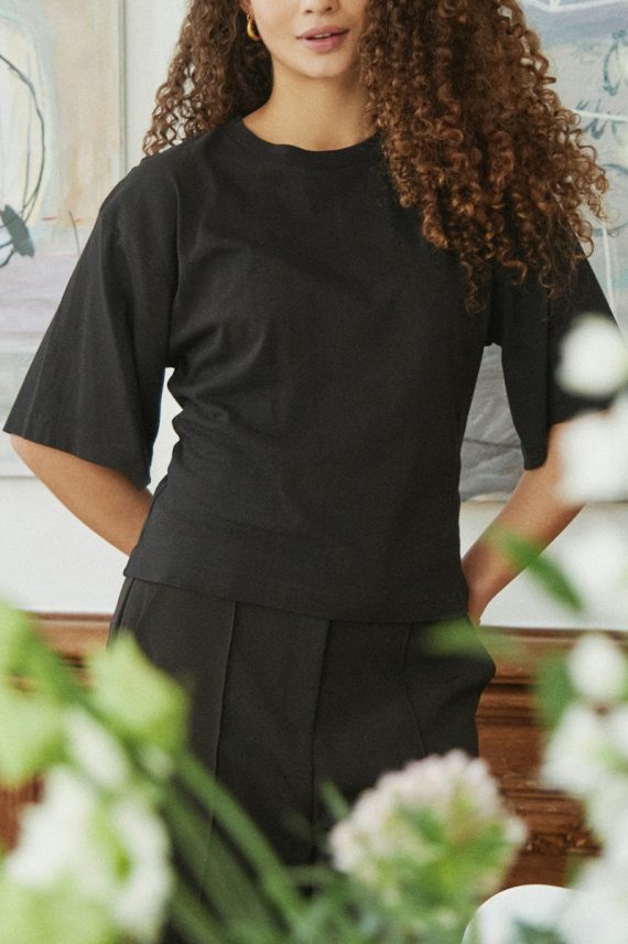Asha Boxy Tee Black