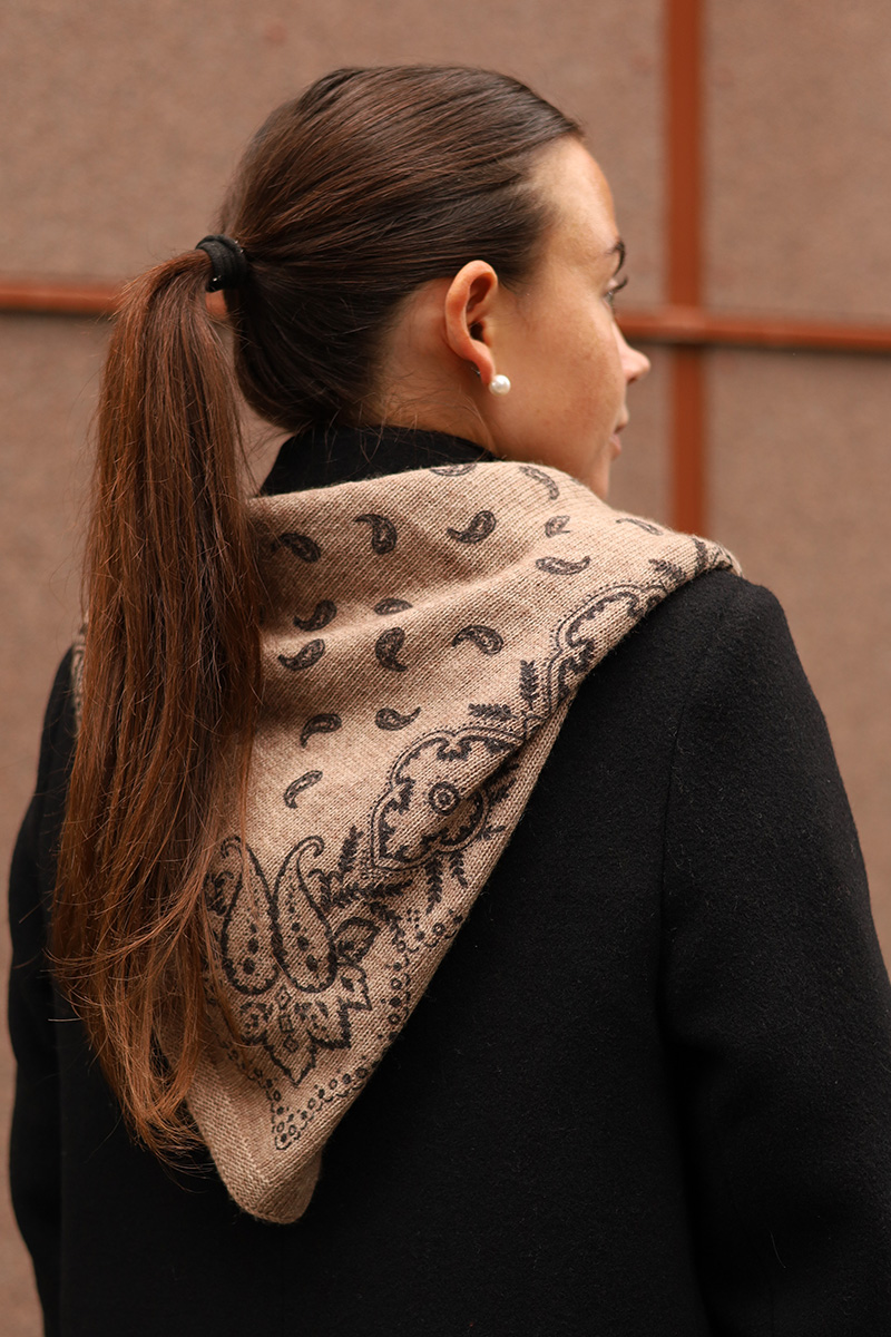Adelina Paisley Knit Scarf Beige Melange