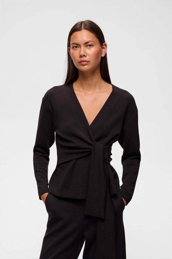 AggieIW Vincent Knot Blouse Black